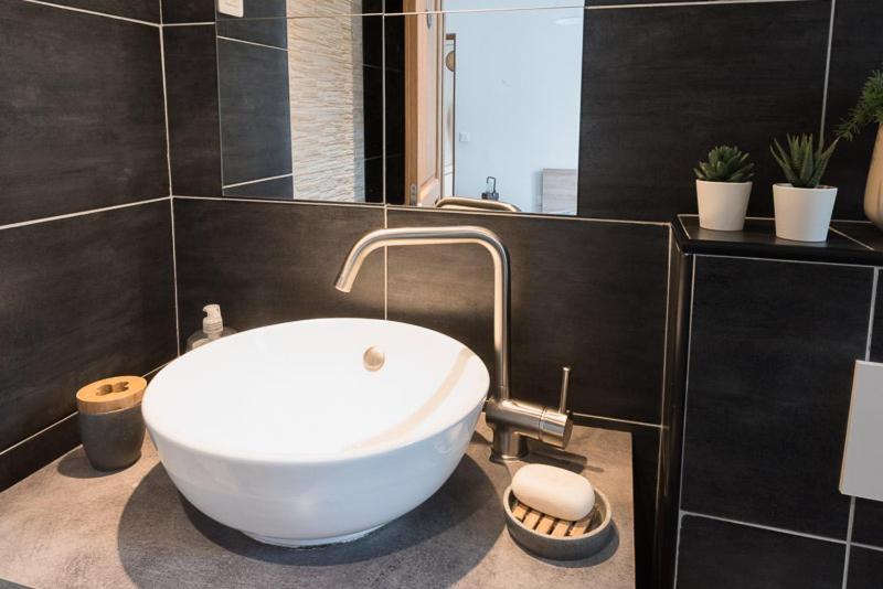 Charming One-Of-A-Kind Apartment. Saint-Ouen  Bagian luar foto